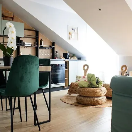 Luxe Appartotel Magia - Check-in Autonomo Apartment Como