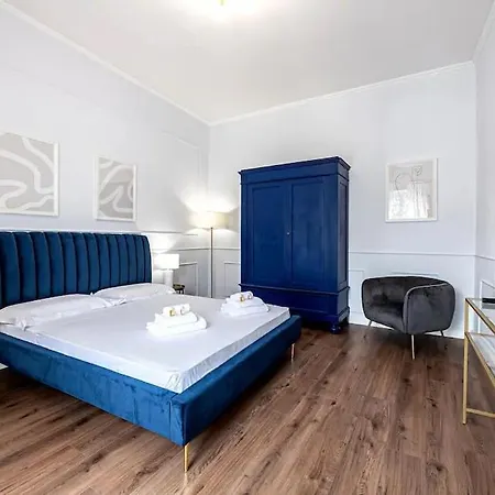 Luxe Appartotel Magia - Check-in Autonomo Apartment